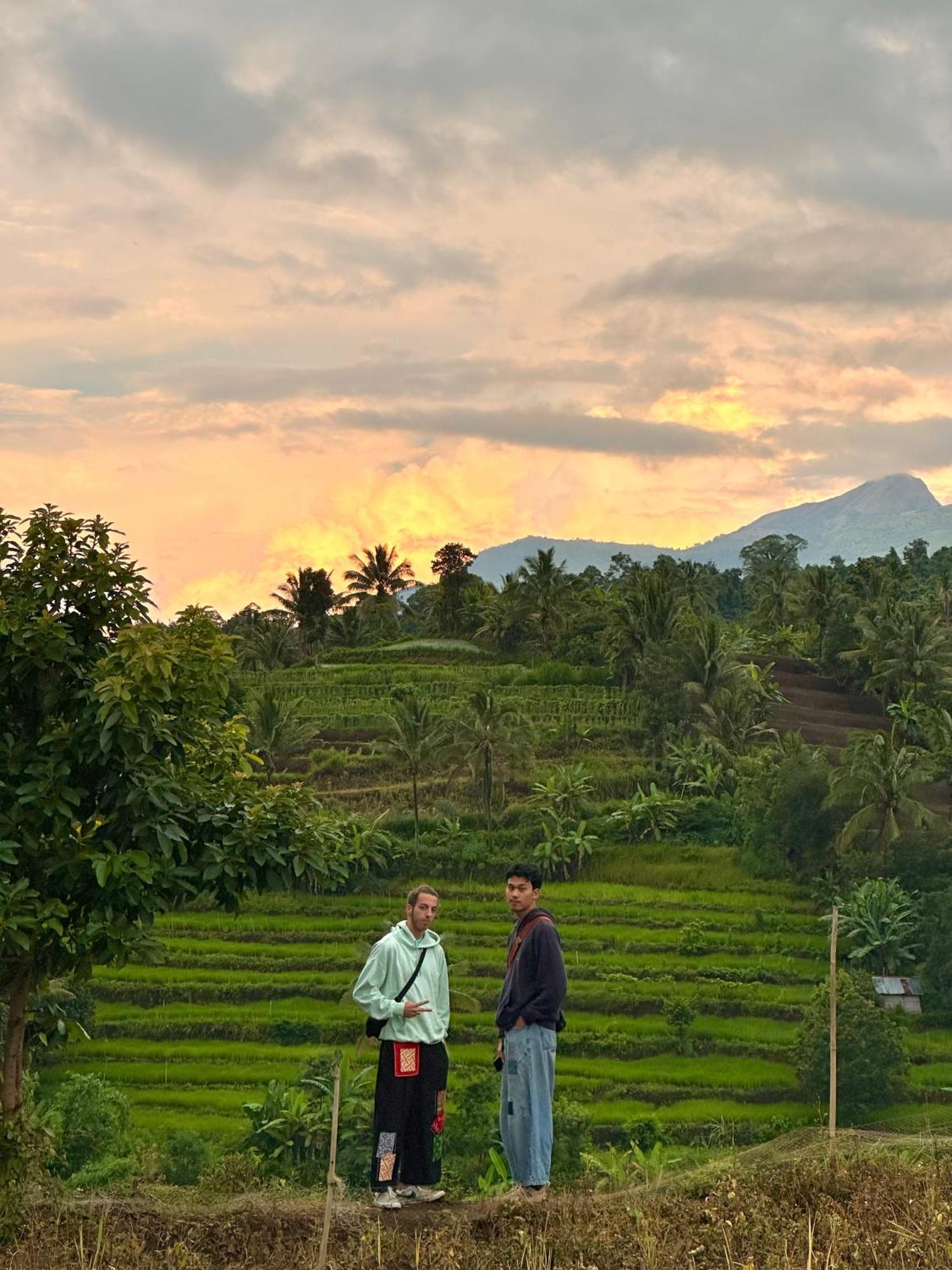 Laa Lombok Glamping Séjour chez l'habitant Sapit